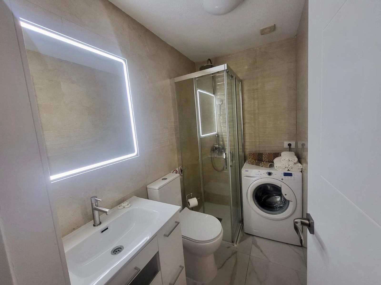 2 Bedrooms Flat 50 Mts Away From Las Canteras Beach Las Palmas de Gran Canaria Exterior photo